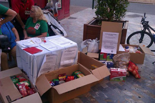 Campaña de recogida de alimentos de la Red Solidaria de Cartagena